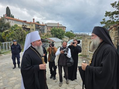 Ουκρανίας Επιφάνιος Εσφιγμένου Βαρθολομαίος.jpg